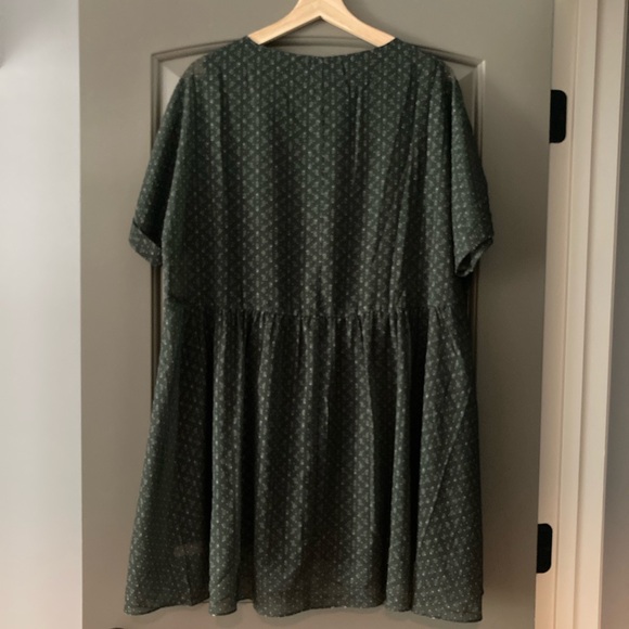 Olaesa (from Amazon) NWT Green Babydoll Flowy Dress - Picture 3 of 10